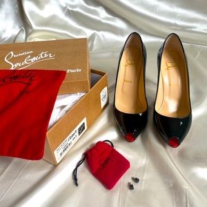 Christian Louboutin Tibur 100 Black patent leather pumps